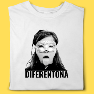 Camiseta Diferentona