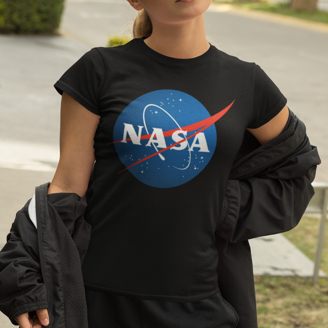 Nome do produto: Camiseta NASA Feminina