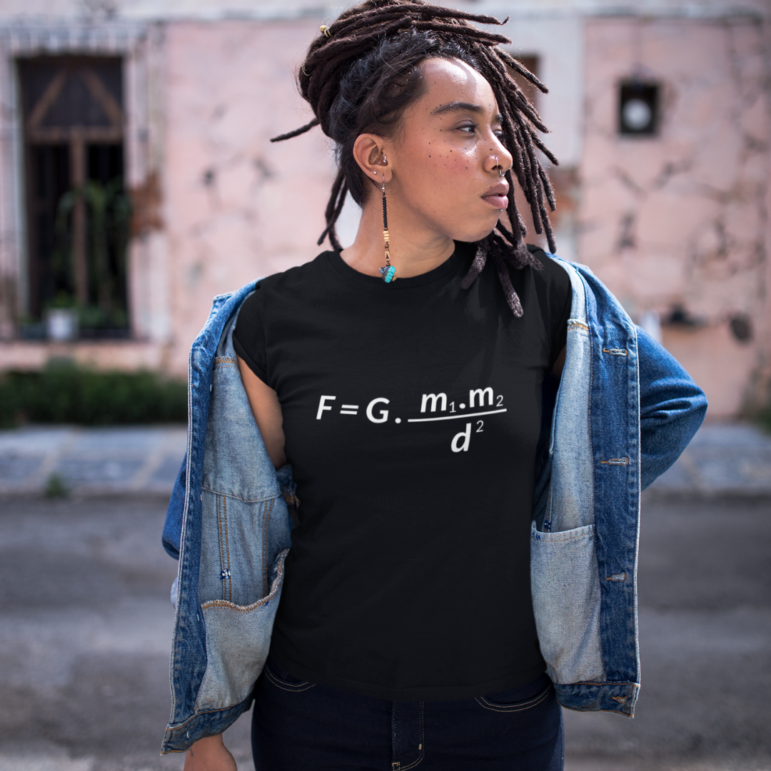 Nome do produto: Camiseta Exatas Lei Gravidade Feminina