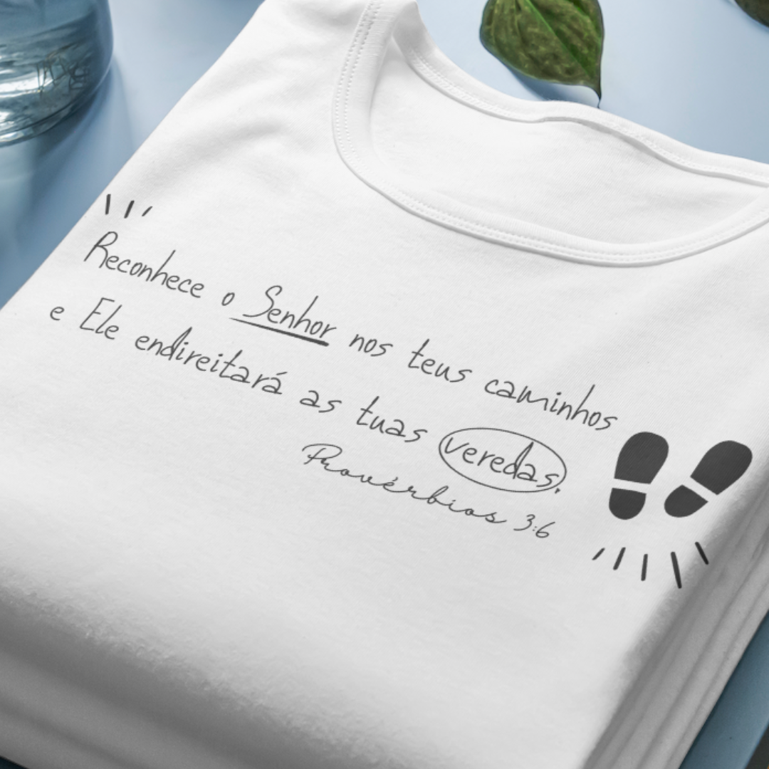 Nome do produto: Camiseta Versículo - Provérbios 3:6 - Caminhos do Senhor - Estampa Preta
