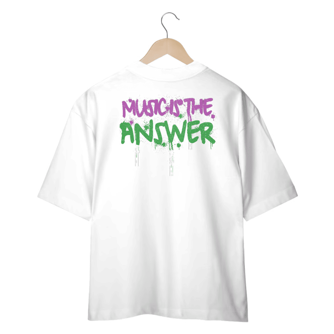 Camiseta Oversized Music is the Answer - Branco