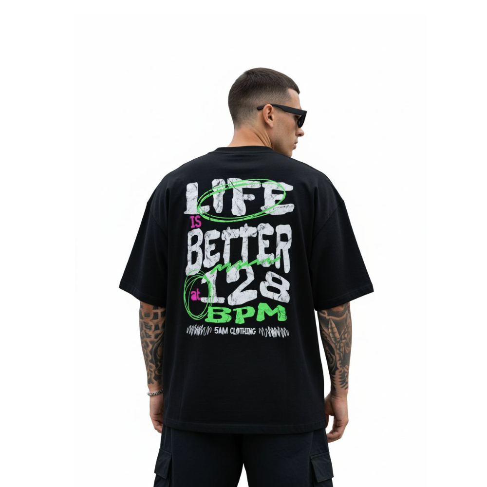 Camiseta Oversized Life is Better at 128 BPM - Preto