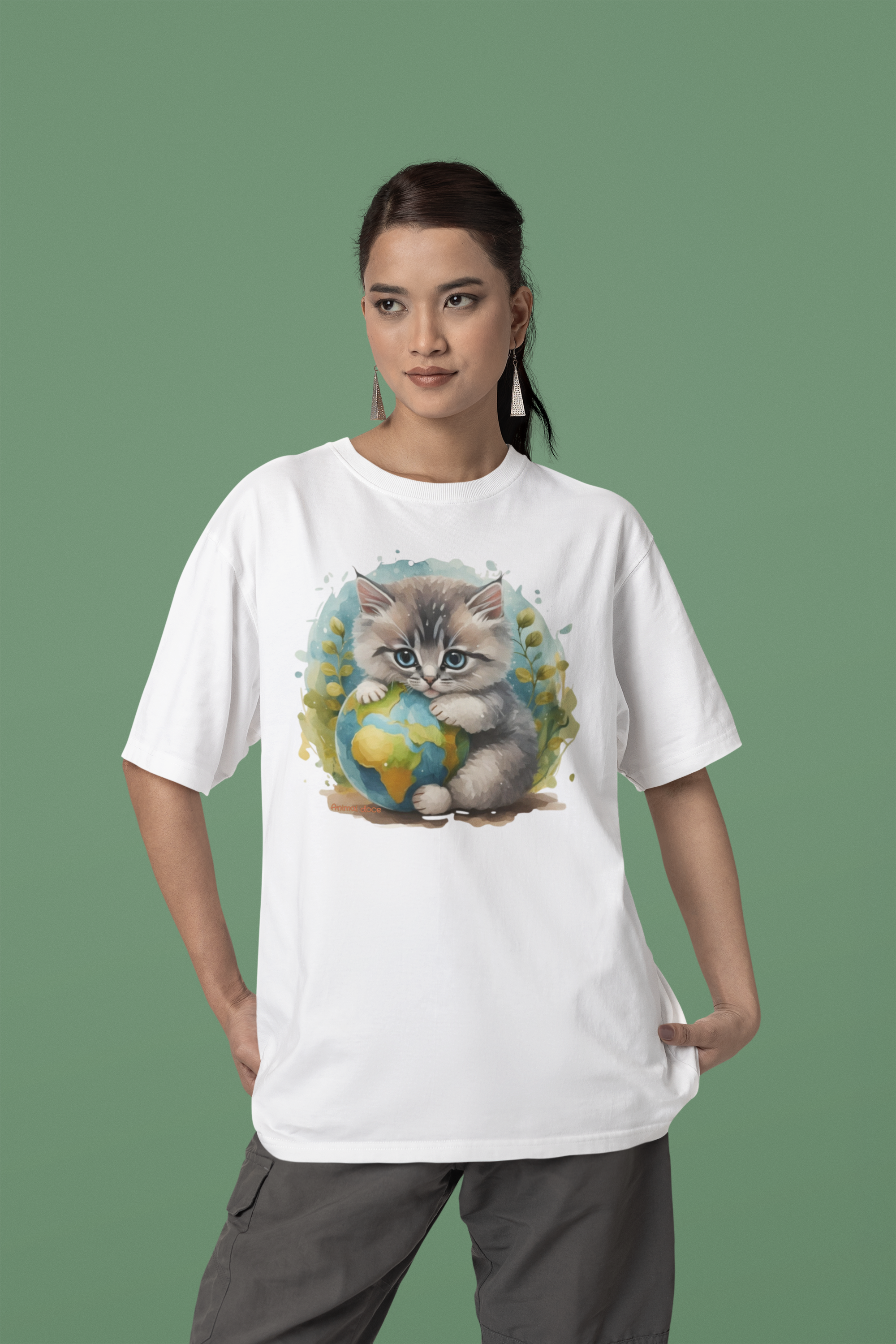 Nome do produto: CAMISETA T-SHIRT CLASSIC, CAT PLANETA