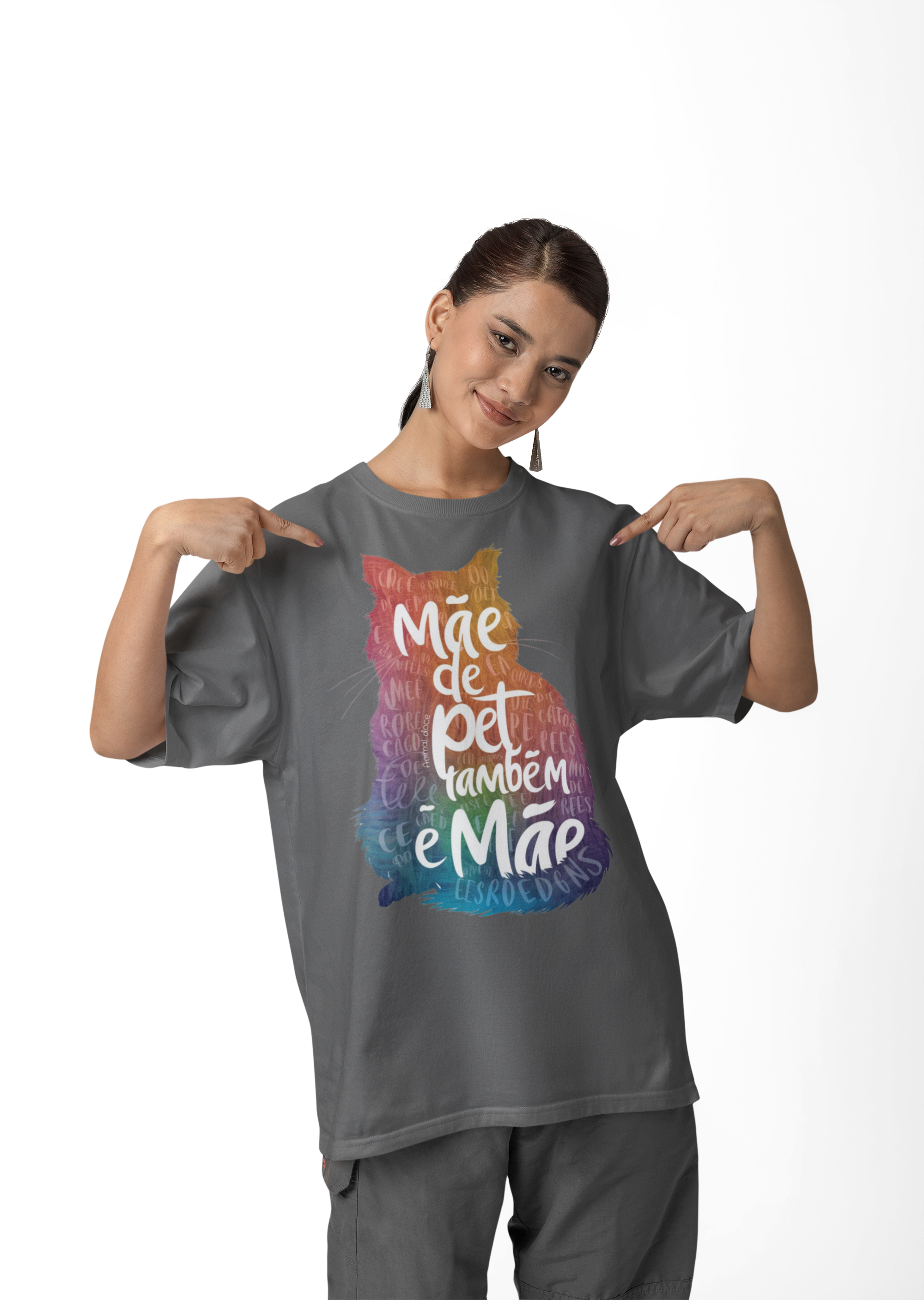 Nome do produto: CAMISETA T-SHIRT ESTONADA, CAT MÃE DE PET TAMBÉM E MÃE