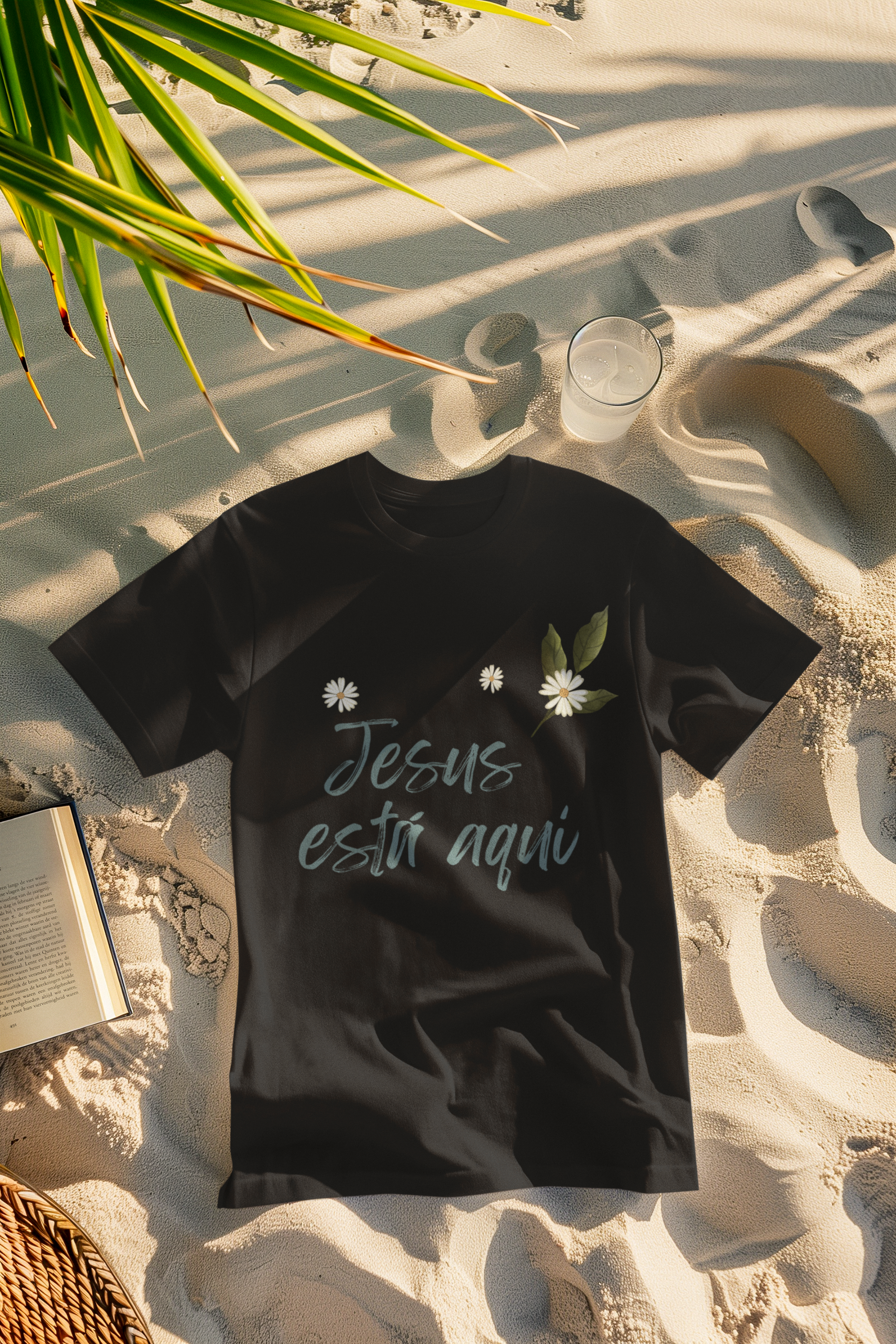 Camiseta Jesus Está Aqui