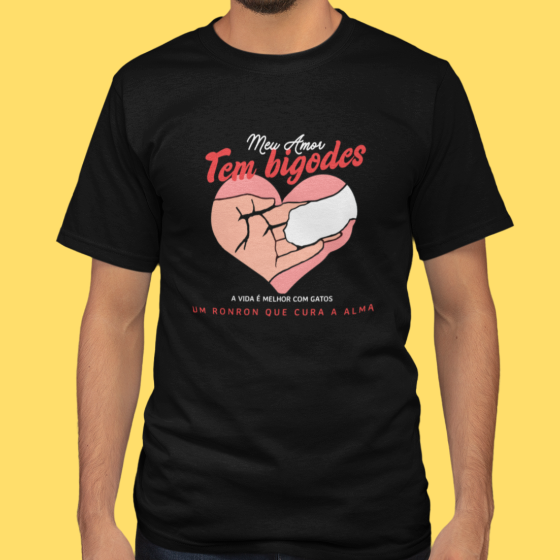 Nome do produto: CAMISETA MEU AMOR TEM BIGODES