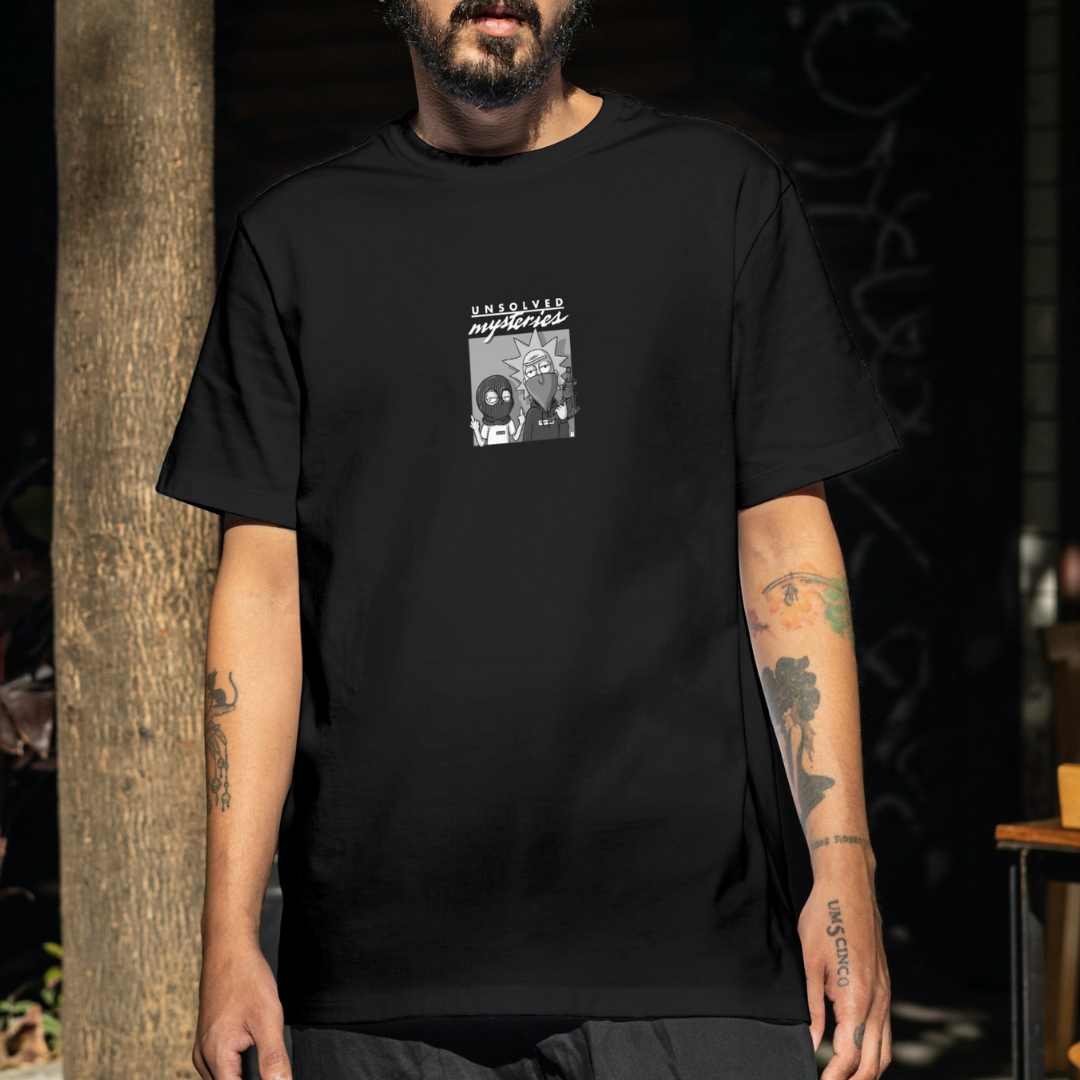 Nome do produto: CAMISETA MISTÉRIO NAO RESOLVIDO - RICK AND MORTY