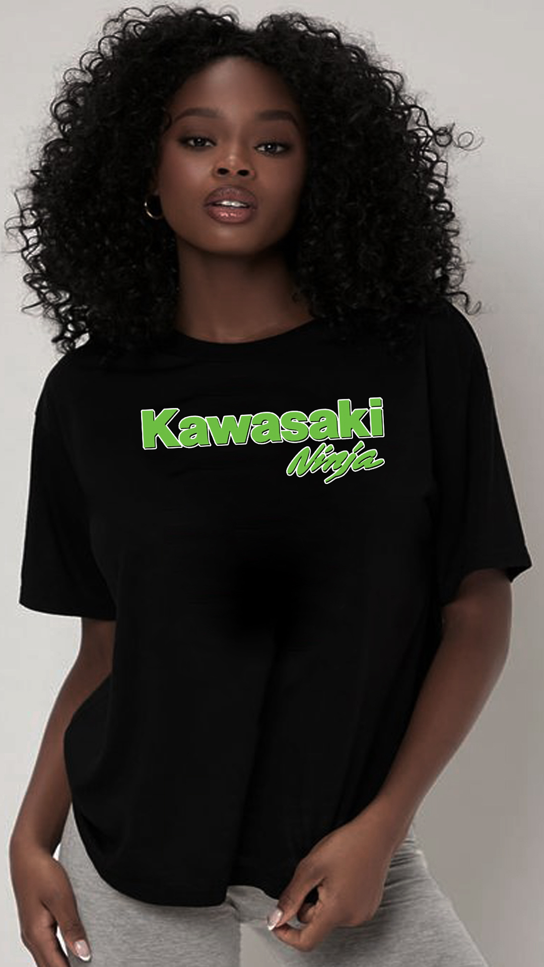 Nome do produto: CAMISETA FEMININA KAWASAKI NINJA