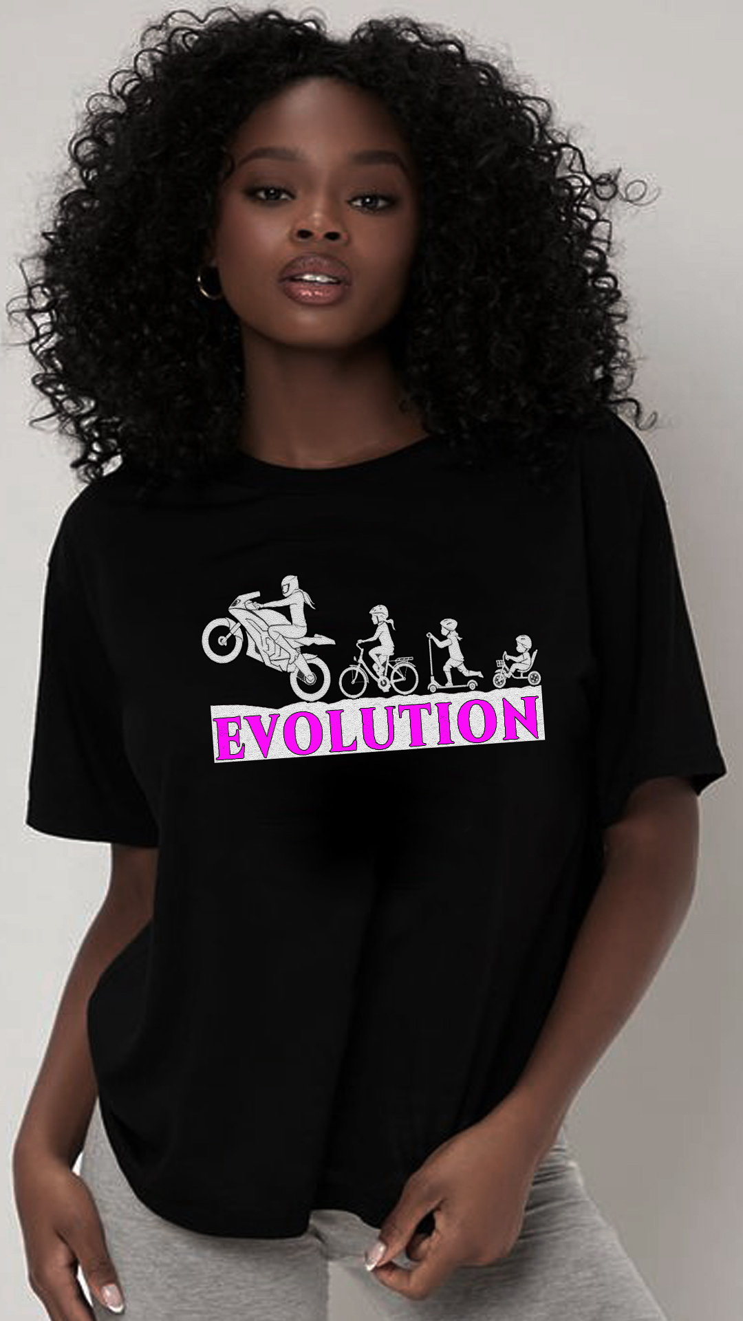 Nome do produto: CAMISETA FEMINIA EVOLUÇÃO DE MOTOCICLISTA