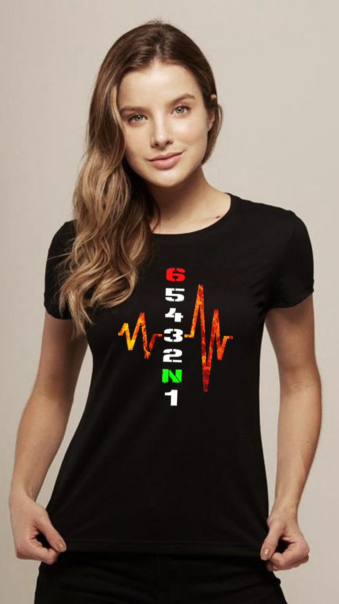 Nome do produto: CAMISETA FEMININA BATIMENTO ACELERADO