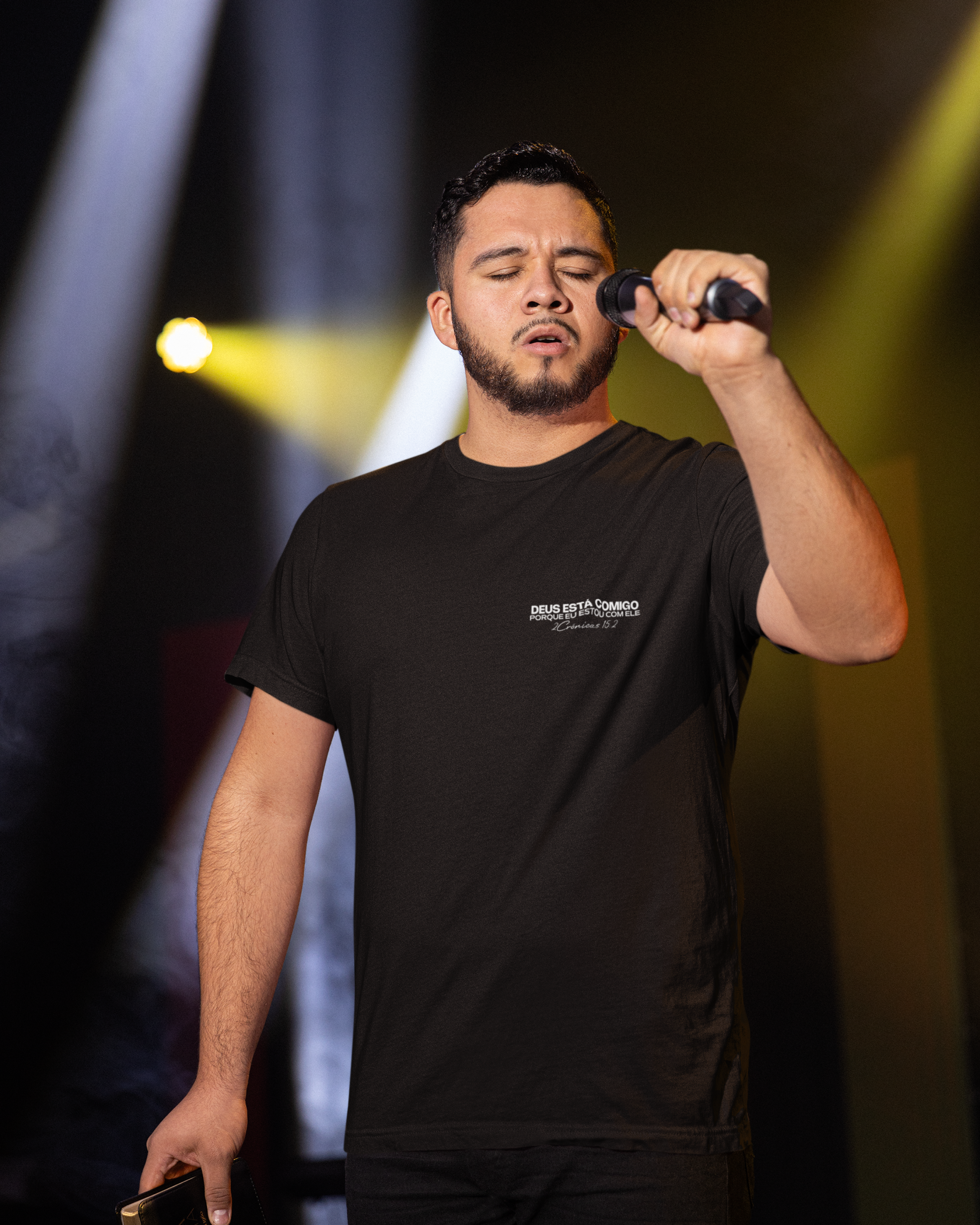 Nome do produto: Deus está comigo porque eu estou com Ele