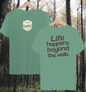 t-shirt estonada • beyond the walls