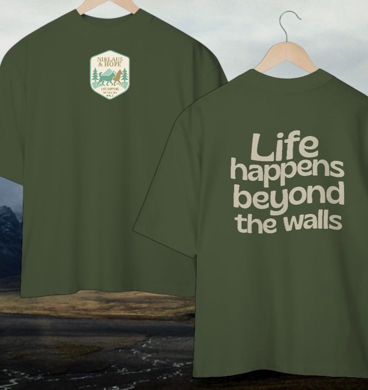 oversized • beyond the walls // frente & costas