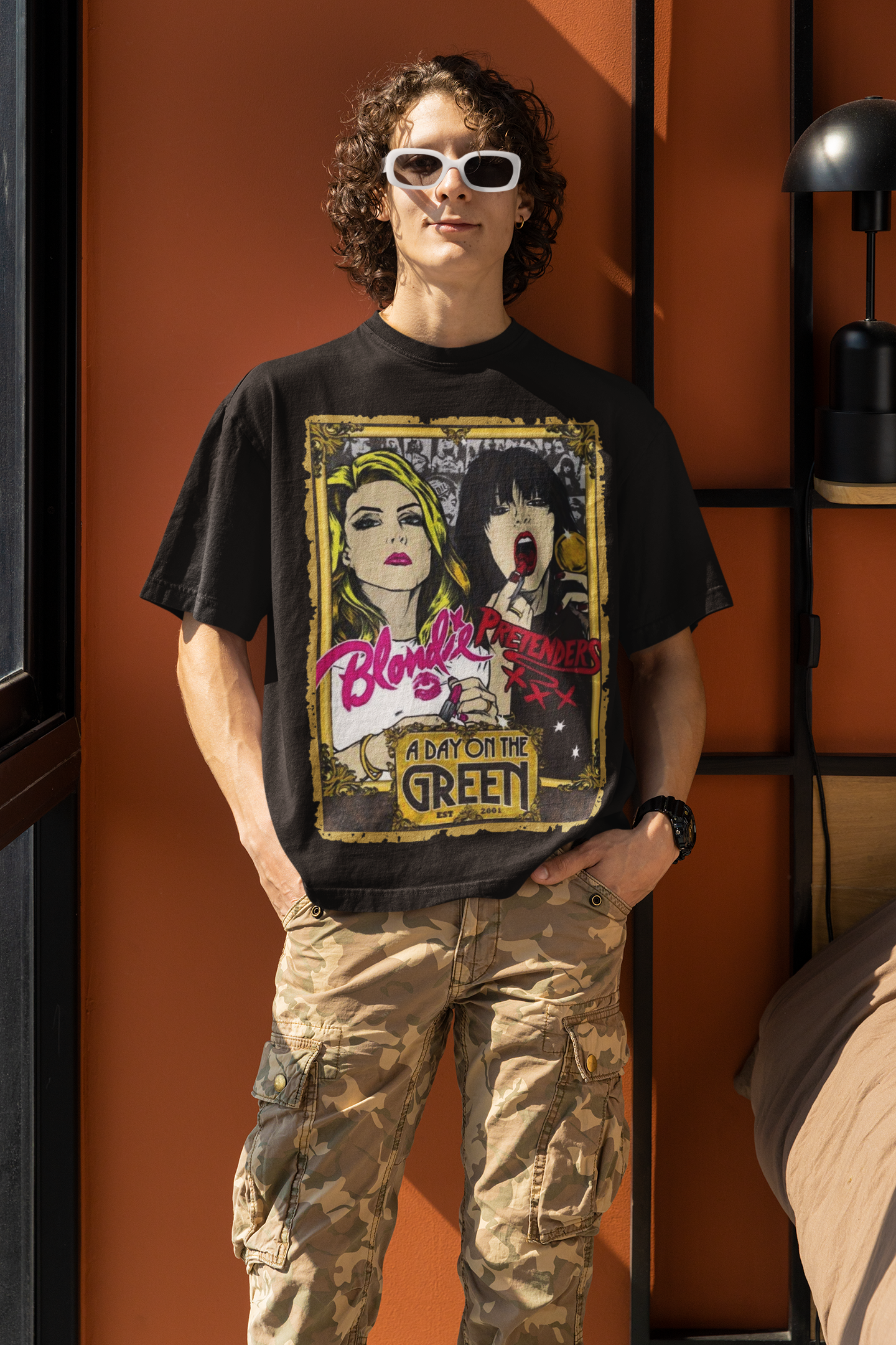 Nome do produto: Camiseta Blondie & Pretenders - A day on the green