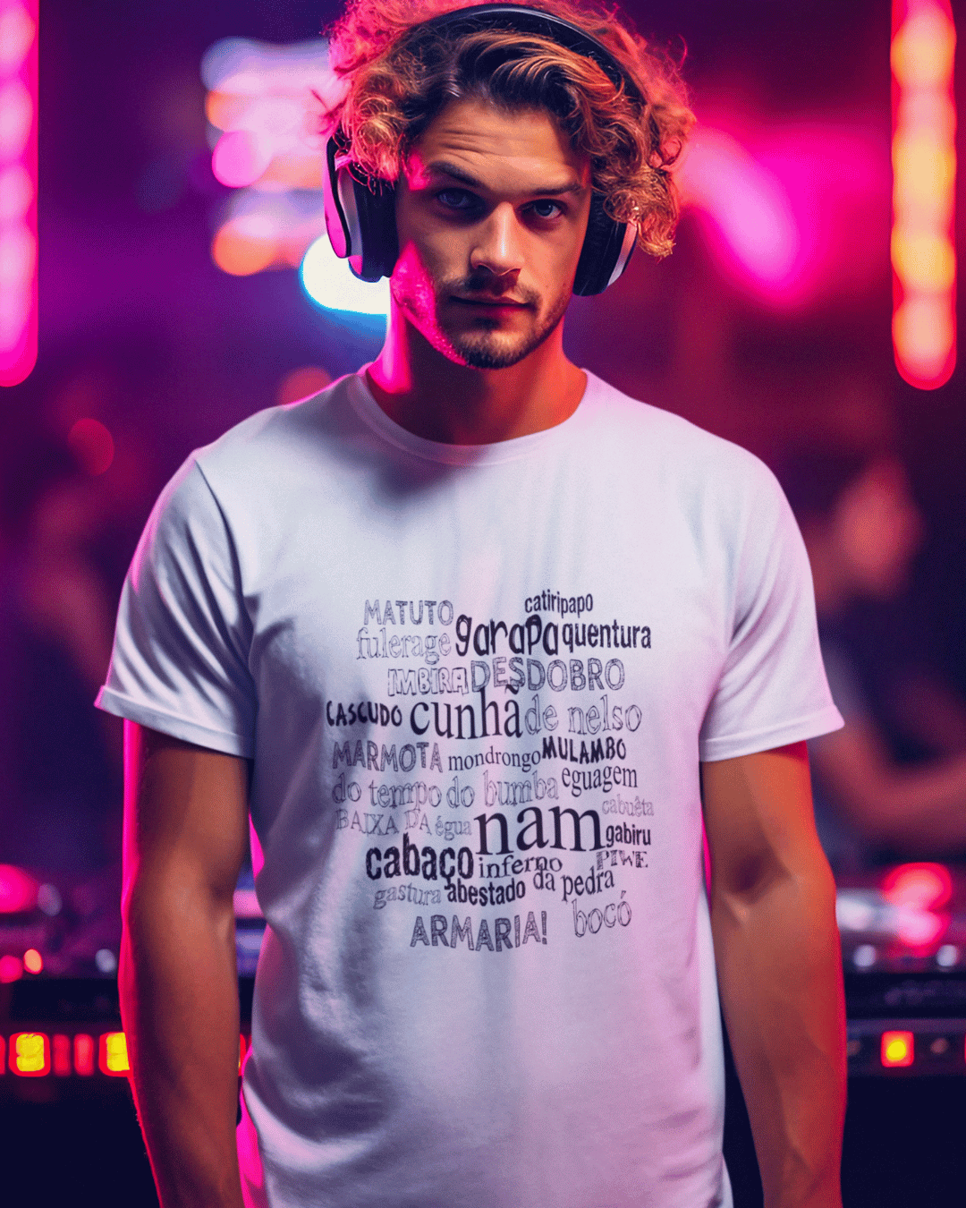 Nome do produto: Camiseta Dialetos Masculino