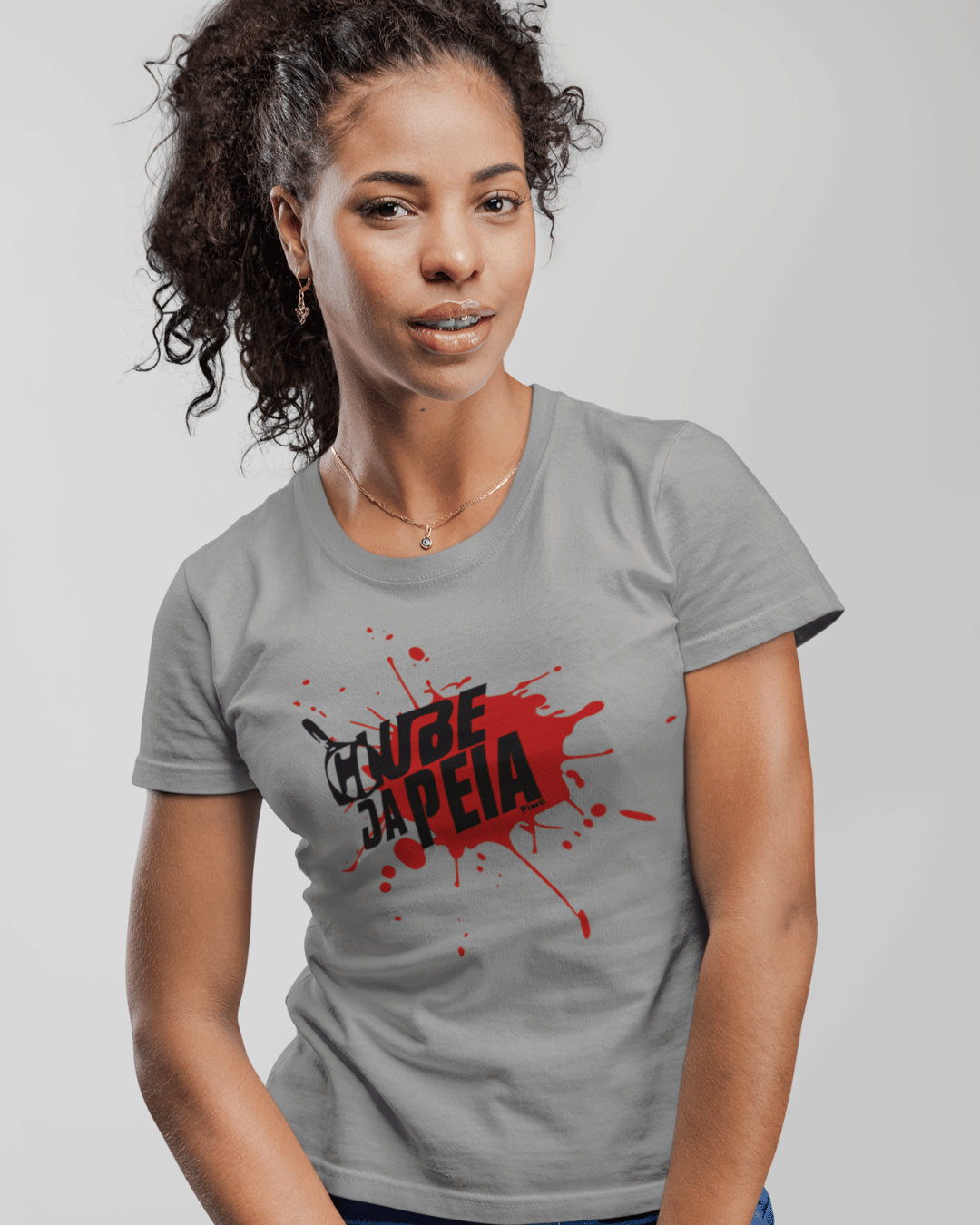 Nome do produto: Camiseta Clube da Peia Baby Long Feminina