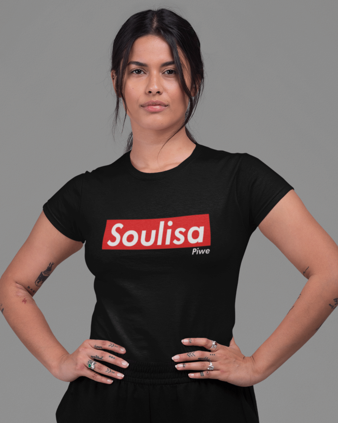 Nome do produto: Camiseta Sou Lisa Baby Long Feminina