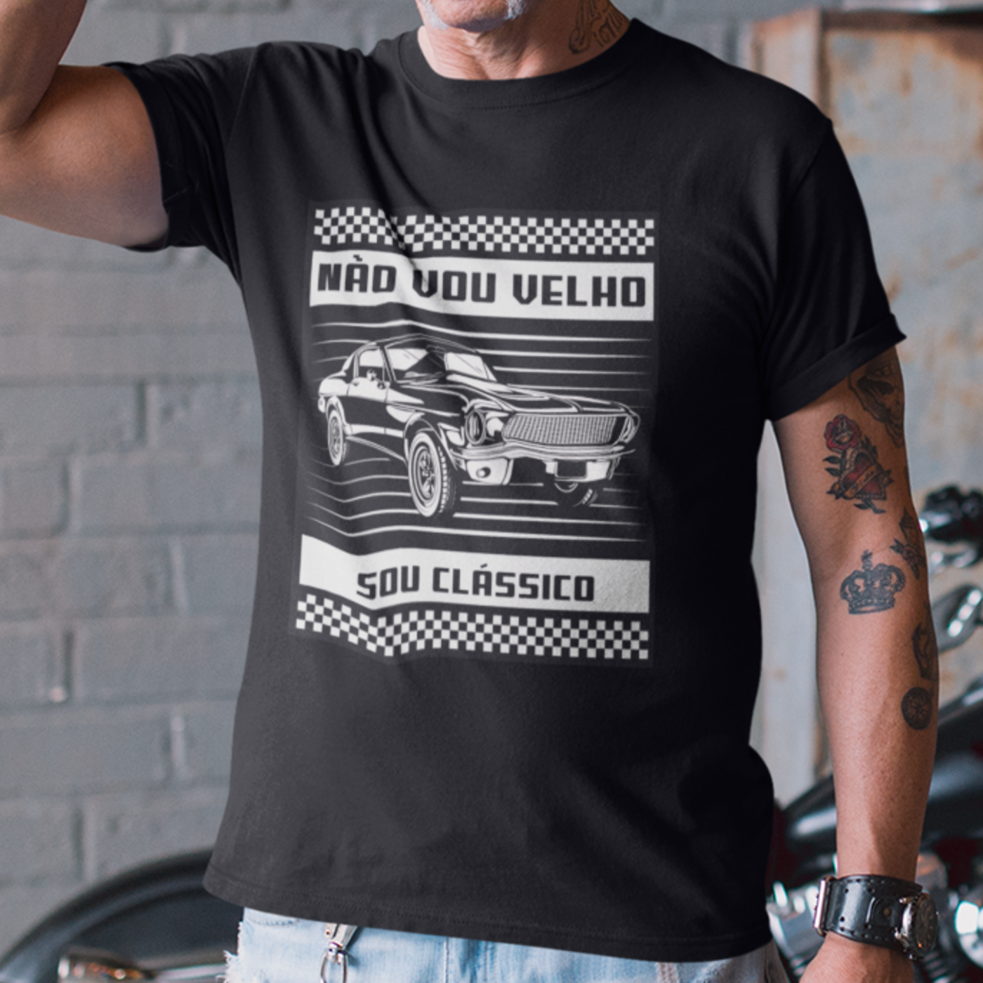 Nome do produto: CAMISETA NÃO SOU VELHO, SOU CLÁSSICO