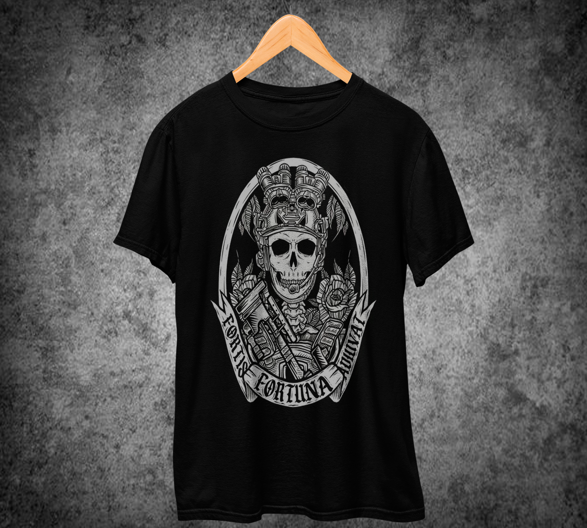 Nome do produto: T-Shirt FORTIS FORTUNA ADIUVAT