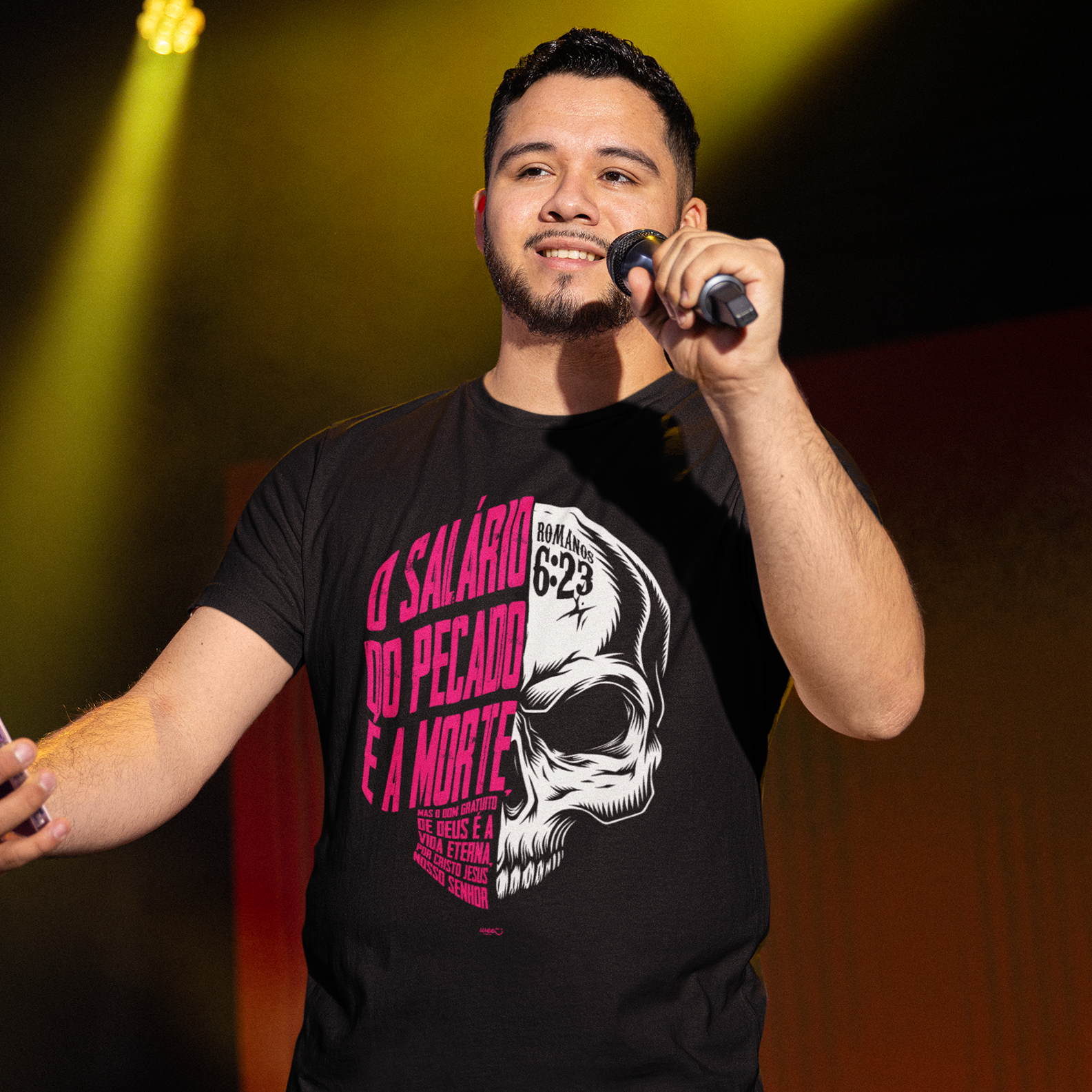 Nome do produto: CAMISETA O SALÁRIO DO PECADO É A MORTE