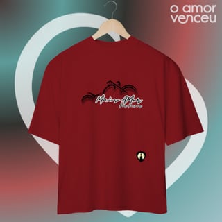 Camiseta Oversized Mais Amor Por Favor Coragem