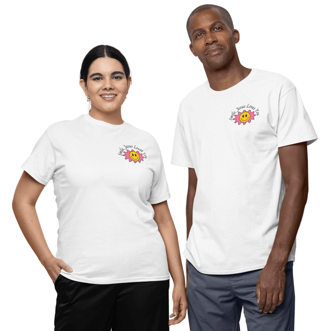 Nome do produto: Camiseta Cristã Prime - Smile Jesus Loves You