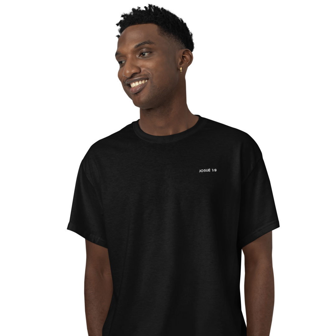 Nome do produto: Camiseta Cristã Prime - Josué 1:9 - Minimalista
