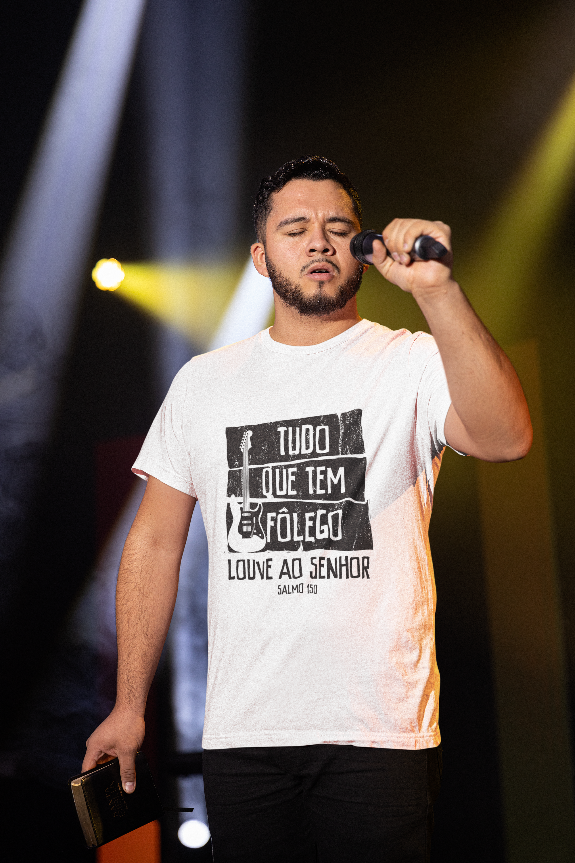 Nome do produto: Camiseta - Tudo que tem fôlego