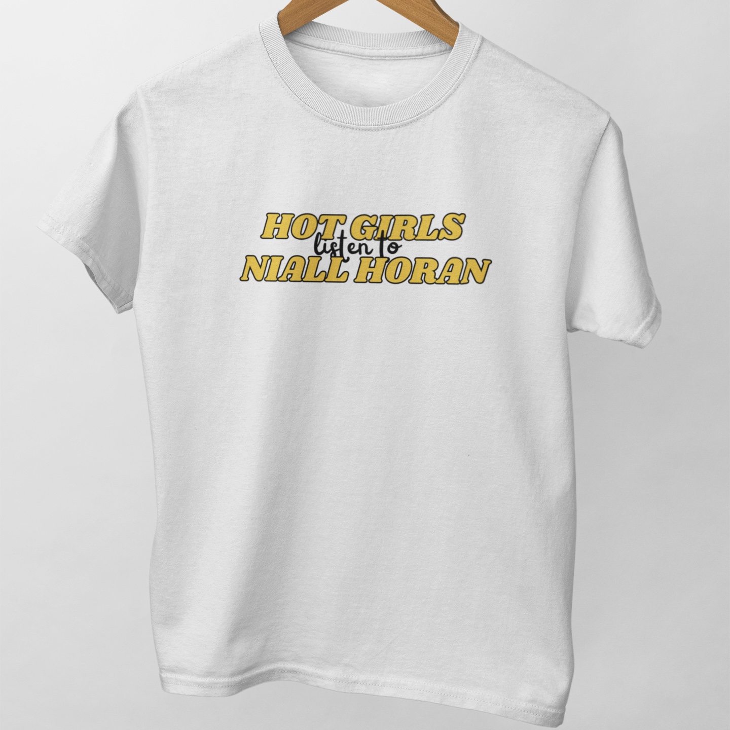 Nome do produto: Hot girls listen to Niall Horan
