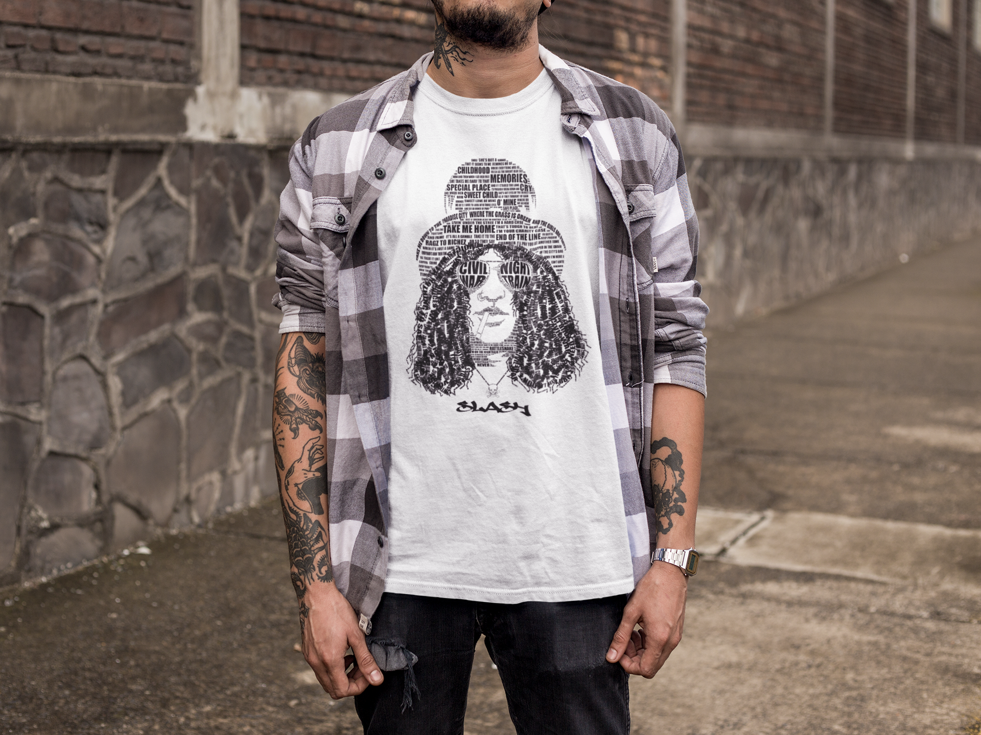 Nome do produto: Camiseta GUNS & ROSES SLASH