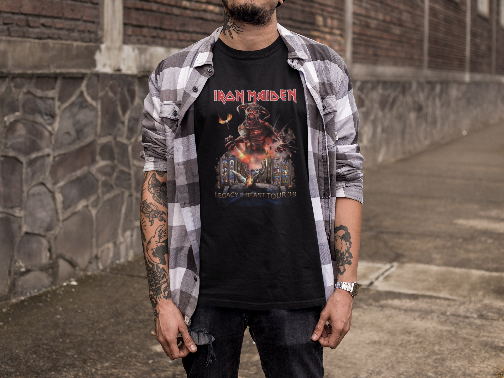 Nome do produto: Camiseta IRON MAIDEN BEAST TOUR\'19