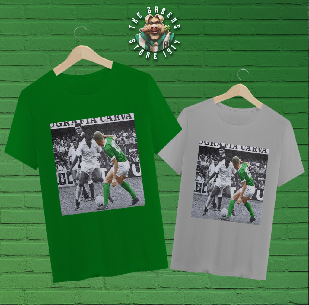 Nome do produto: Divino aplicando uma caneta em Pelé