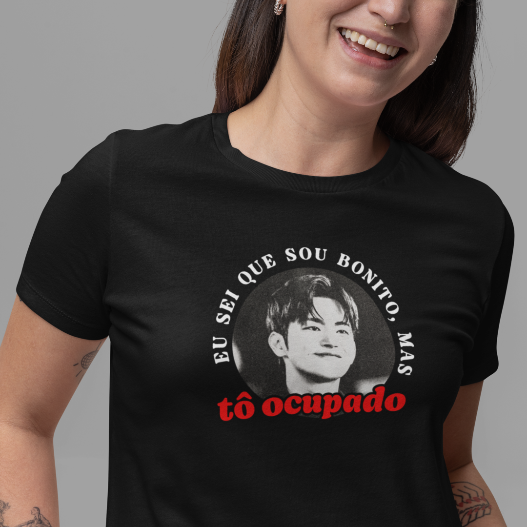 Nome do produto: Camiseta Desgraça Ao Seu Dispor - Frases