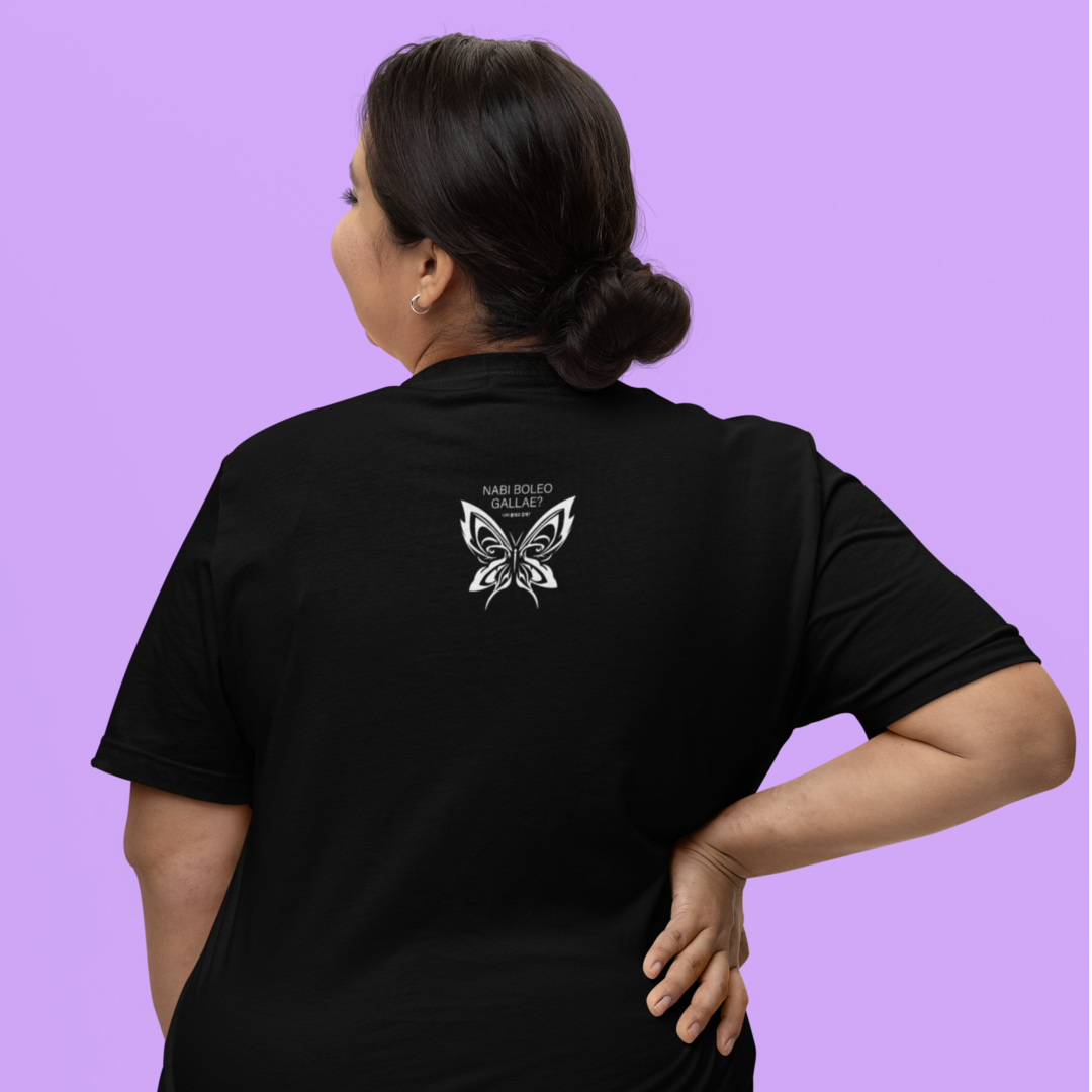 Nome do produto: Camiseta Borboletão - Apesar De Tudo Amor - Plus Size - Preta