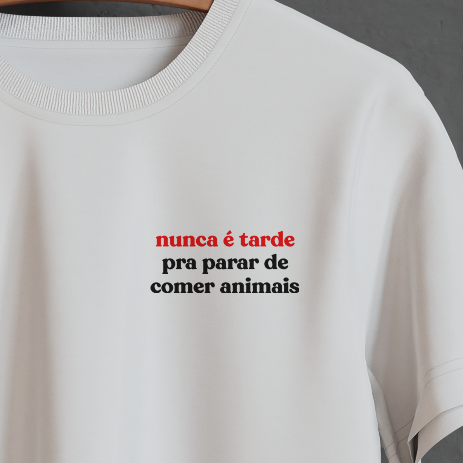 Nome do produto: Nunca é tarde pra parar de comer animais (Minimal) - Branca