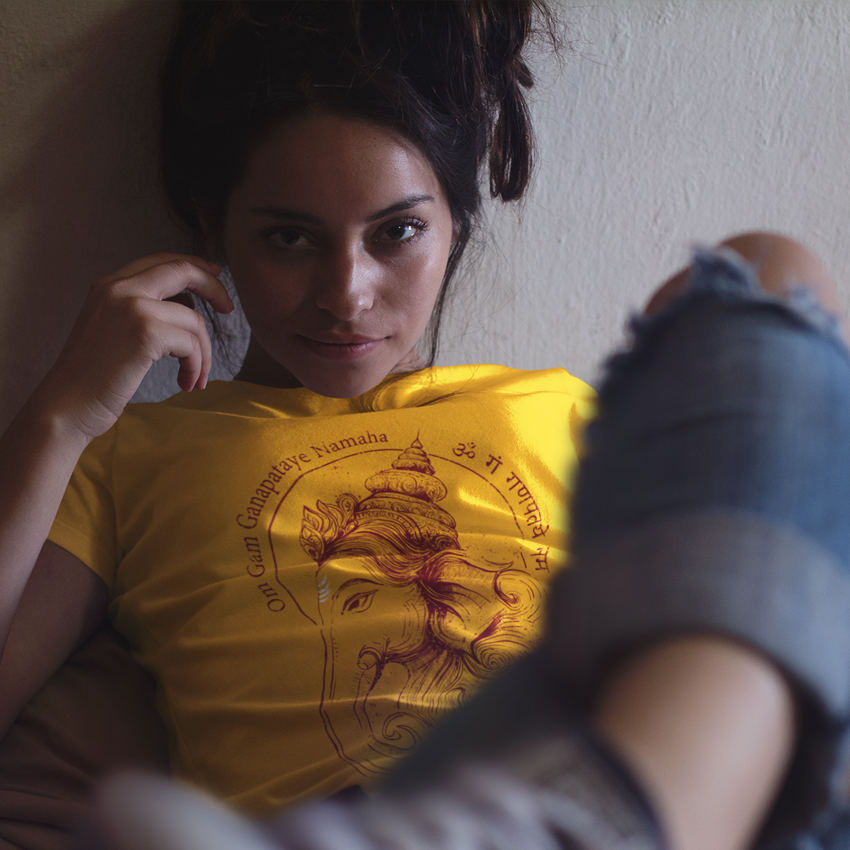 Ganesha - Camiseta Escrito Branco