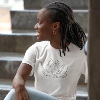 Flor de Lotus - Camiseta - Linha Preta