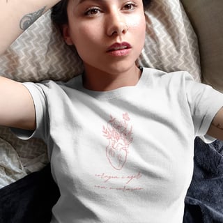 Coragem - Camiseta - Escrito Vermelho