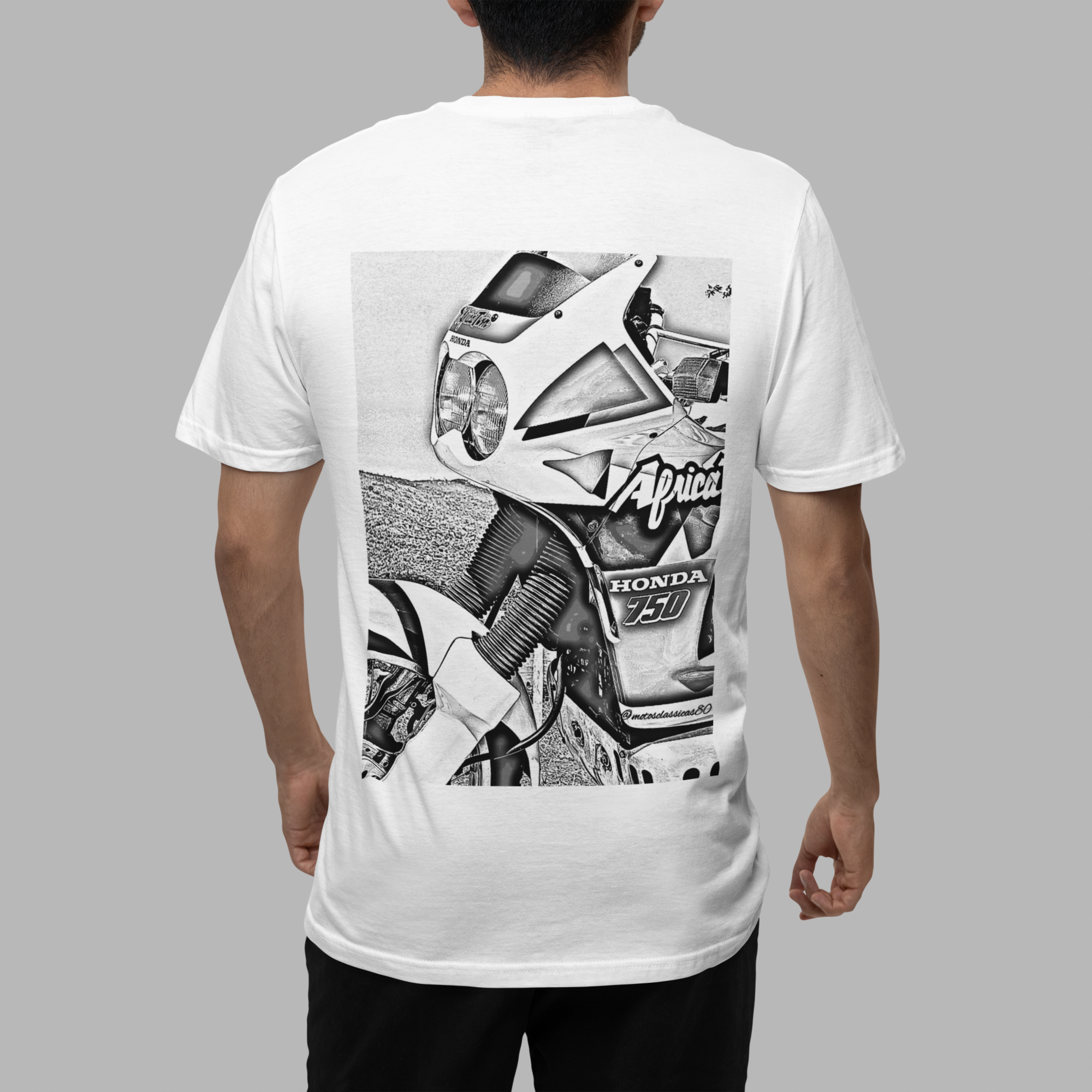 Nome do produto: Camiseta Sketch Series - Africa Twin 750 - estampa nas costas