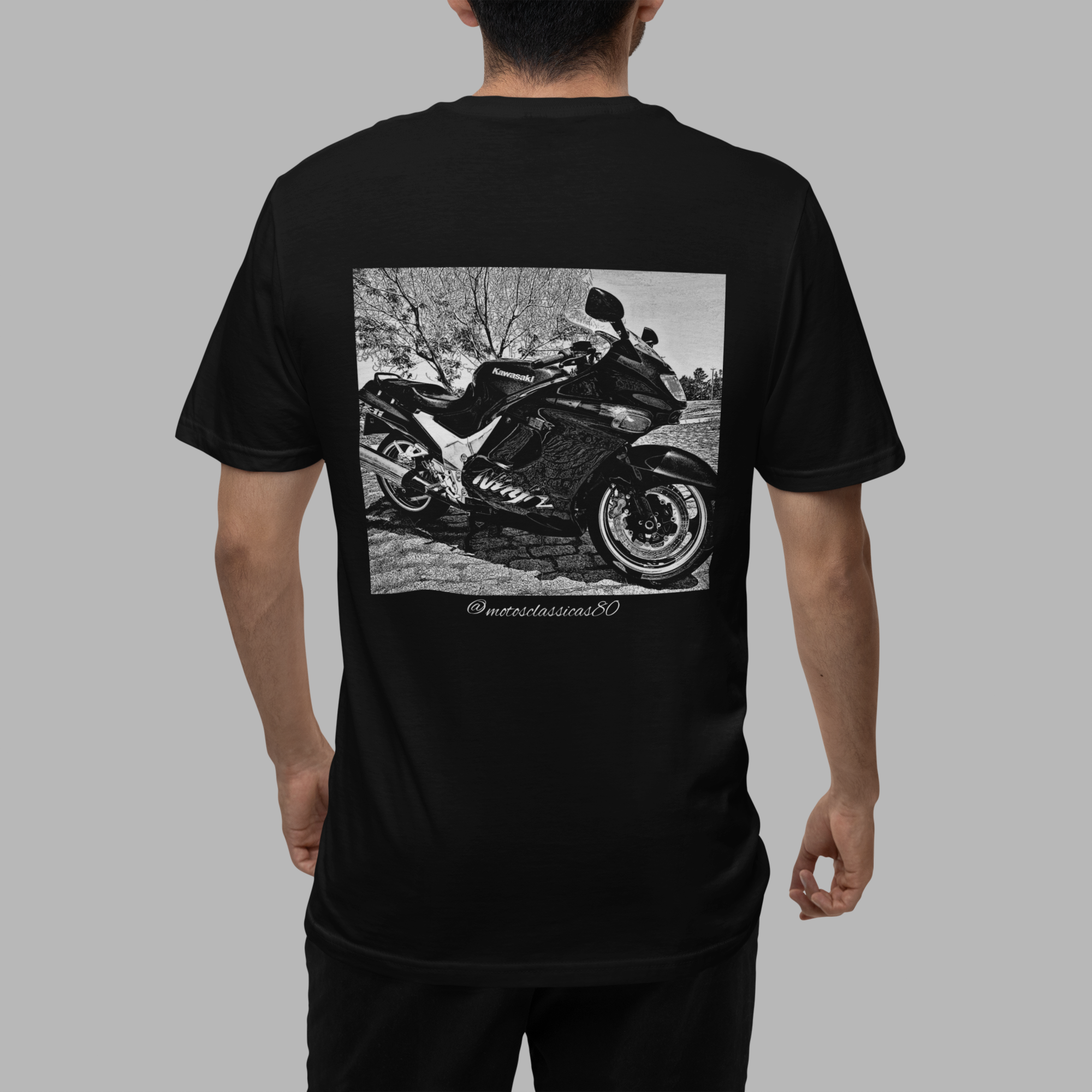 Nome do produto: Camiseta Sketch Series - Ninja ZX-11 - estampa nas costas