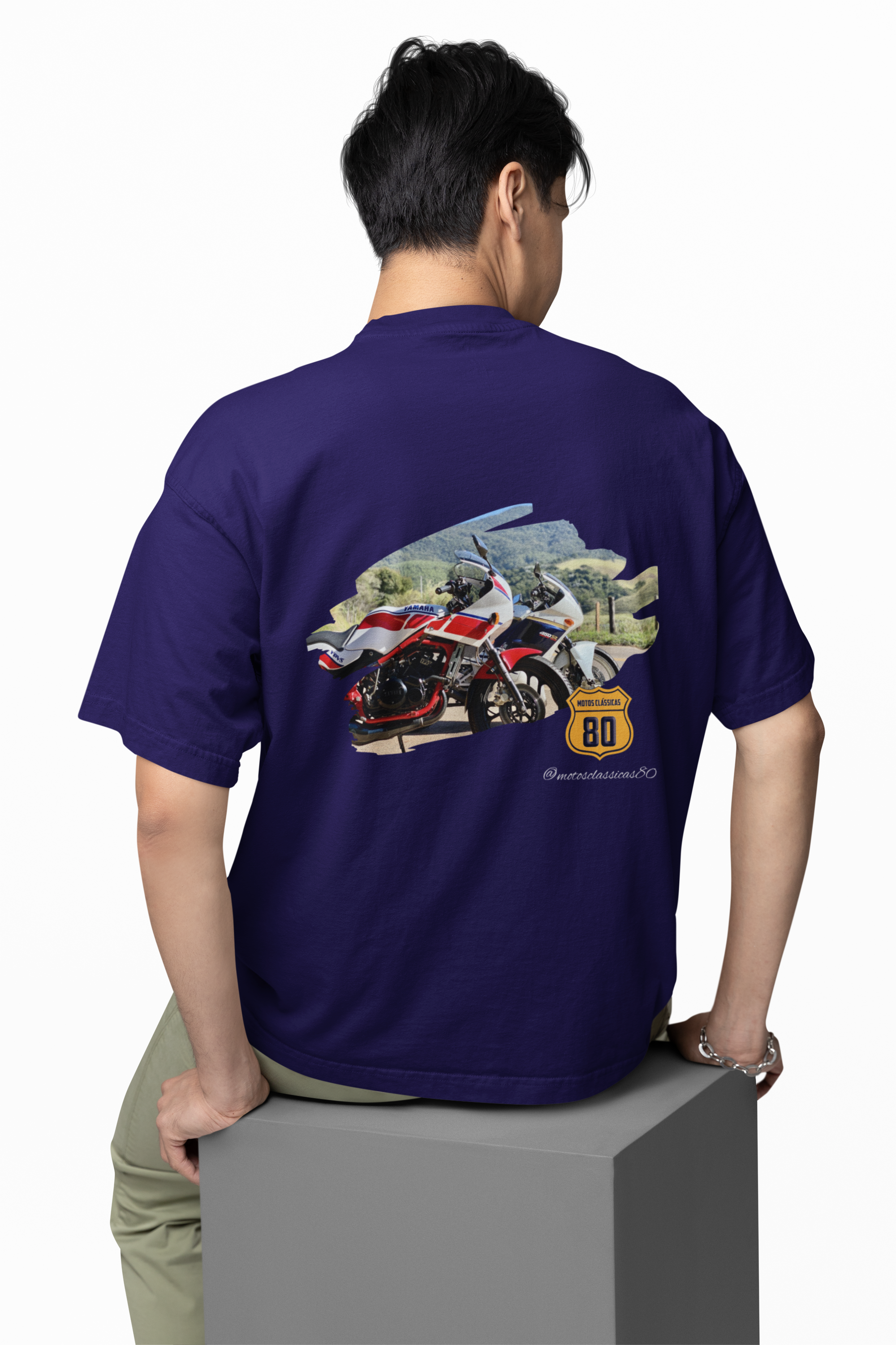Nome do produto: Camiseta RD 350LC x CBR 450SR estampa nas costas