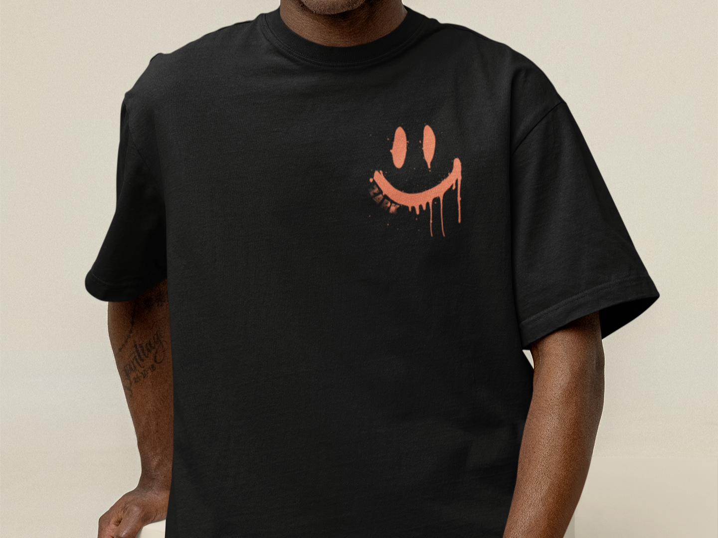 Nome do produto: Camiseta Oversized COLORS Smile Face