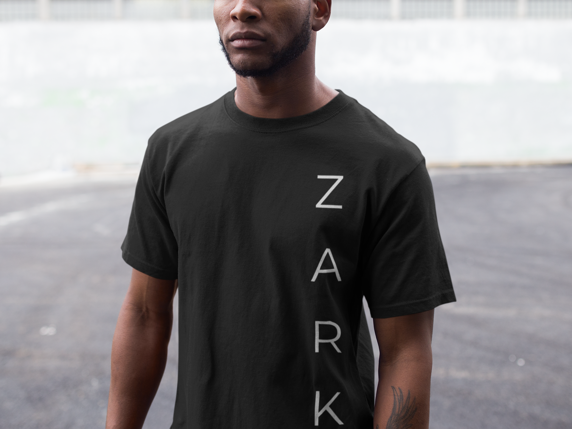 Nome do produto: Camiseta Day One Zark Wear (Lateral Branca)