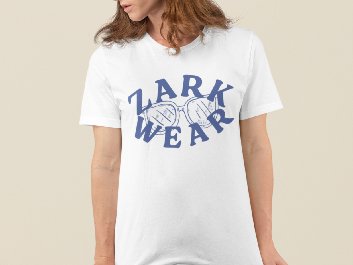 Nome do produto: Camiseta Feminina COLORS Summer Glasses