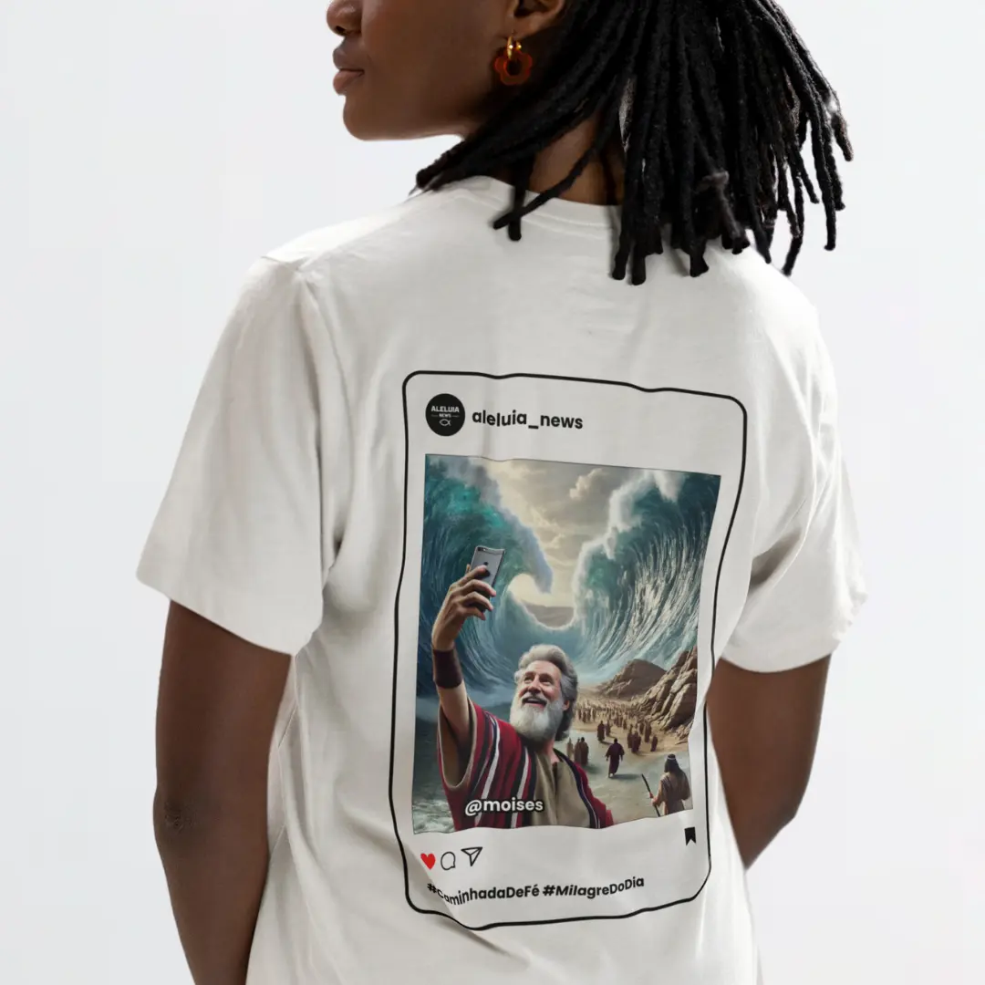 Nome do produto: Camiseta Unissex - Selfie a travessia 