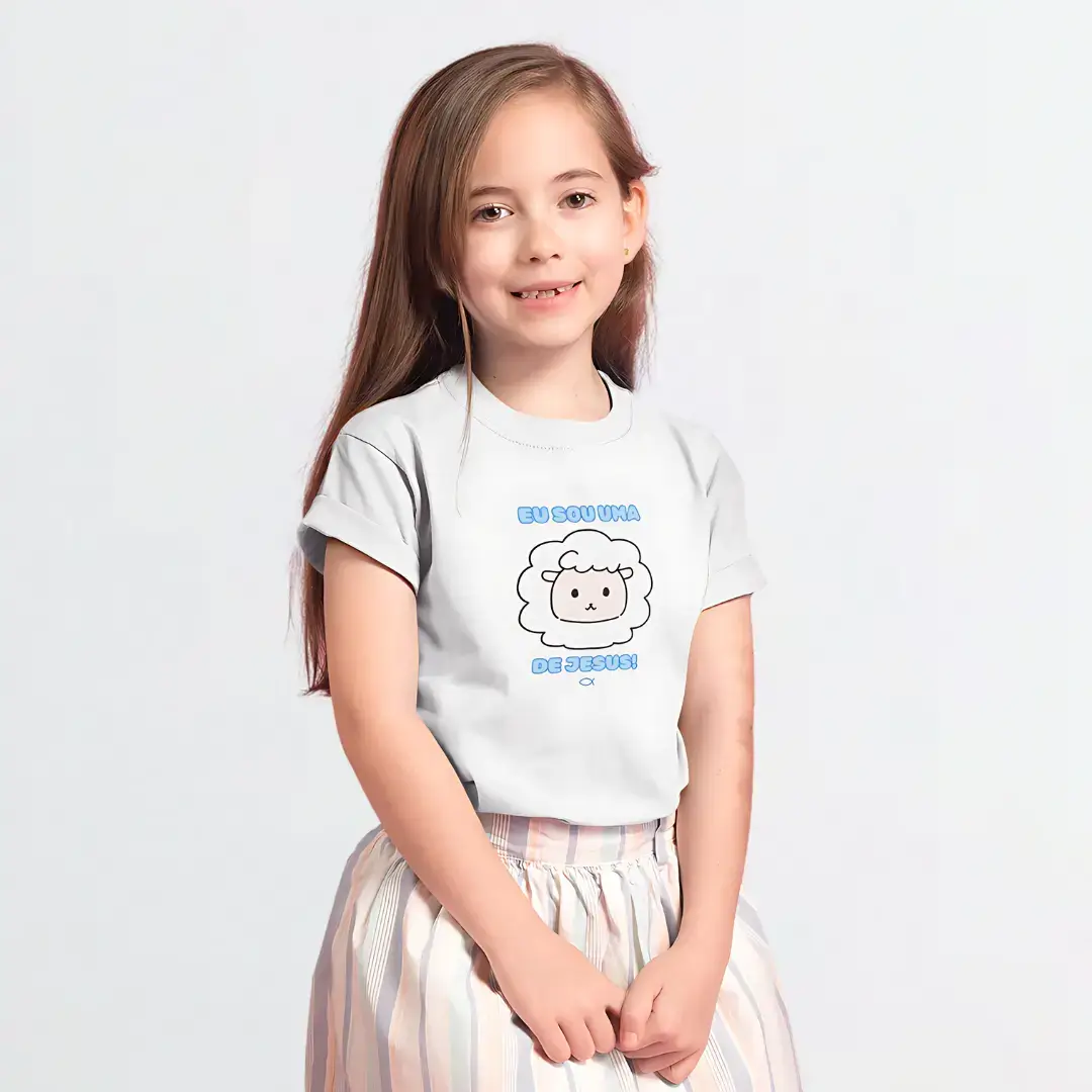 Nome do produto: Camiseta Infantil - Eu Sou uma Ovelhinha de Jesus