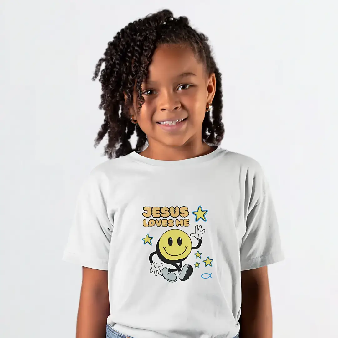 Nome do produto: Camiseta Infantil - Jesus loves me