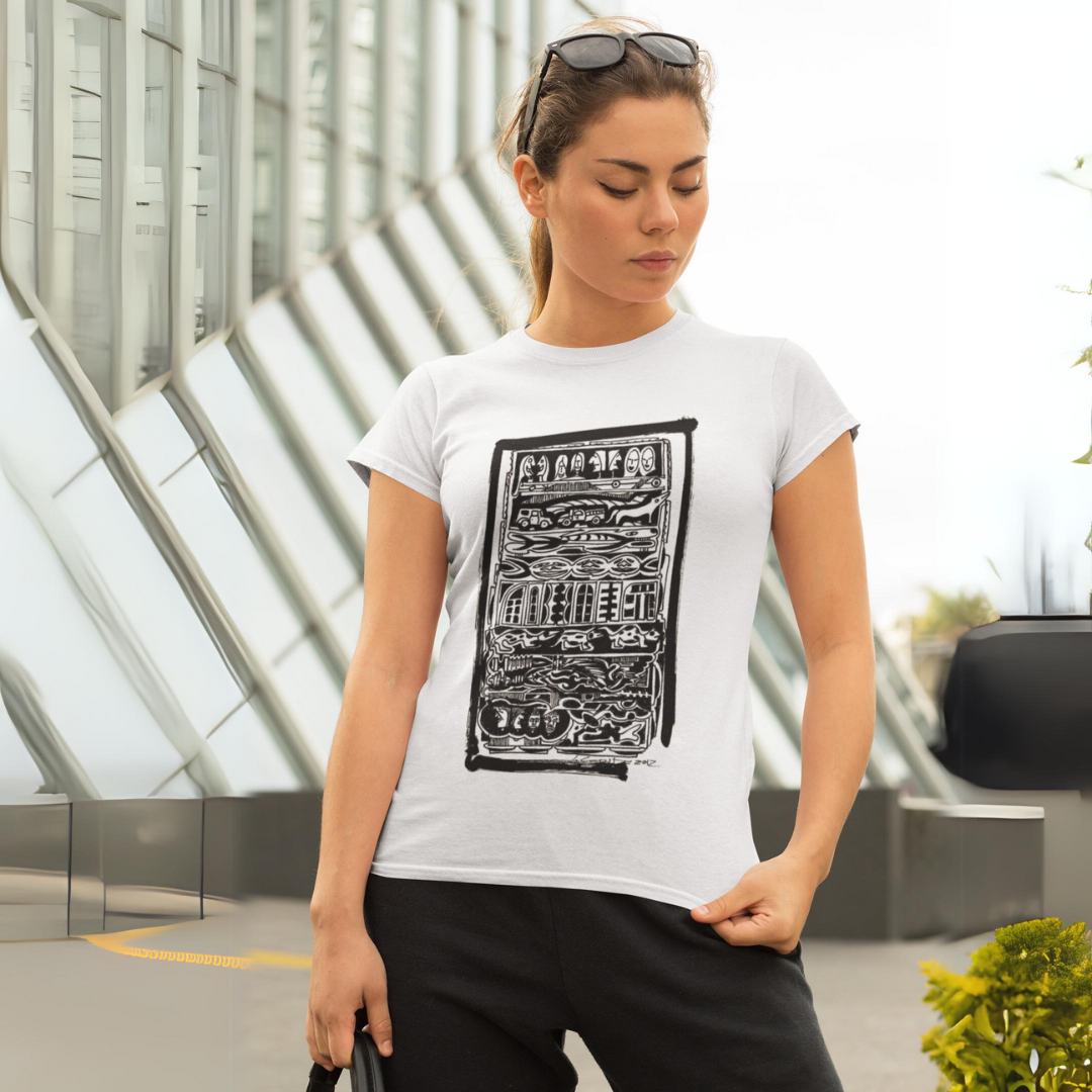 Nome do produto: Camisa Feminina Baby Long Classic Estampa Mundo Animal