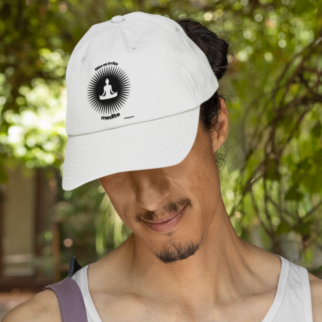 Boné - Não se irrite, medite!