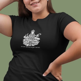 Camiseta de Yoga - Saraswati Navaratri Shakti Plus Size